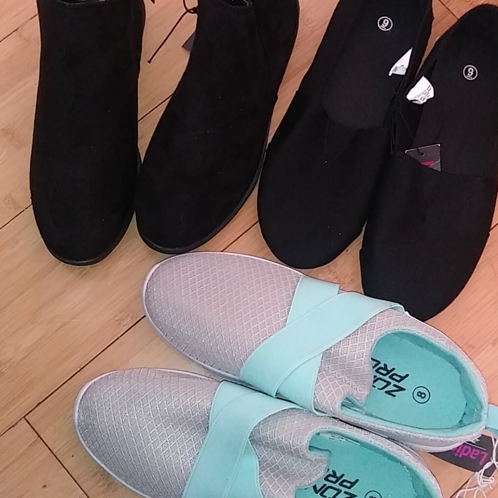 3 pair 8womens  7kids , 6 kids